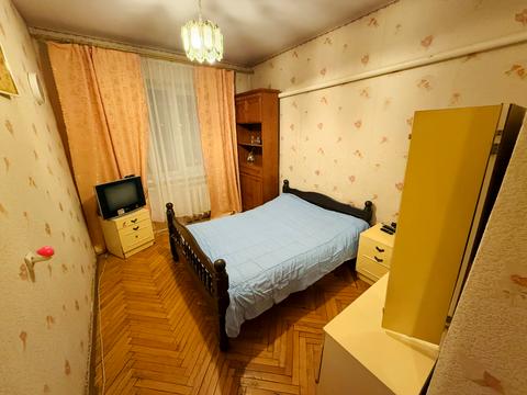 будинок за адресою Шкільна