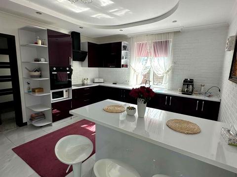 дом по адресу 24 Серпня, 11