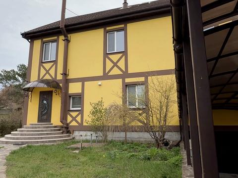 будинок за адресою Київська