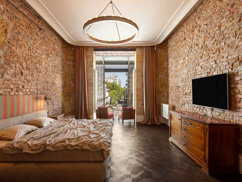 квартира по адресу Французский бульв., 11а