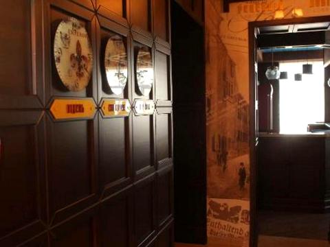 комерційна за адресою Чорновола вул., 80