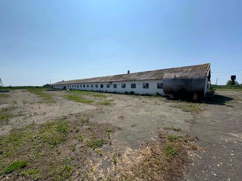комерційна за адресою Героїв України вул., 150