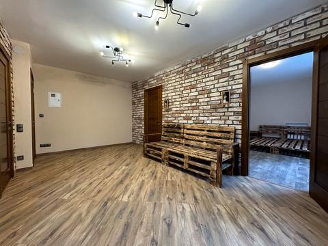 квартира по адресу Кленова ул., 1