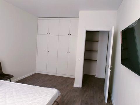 квартира по адресу Академика Сахарова ул., 20б