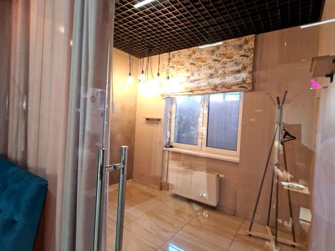 комерційна за адресою Соломії Крушельницької вул., 15-А