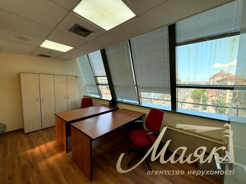 коммерческая по адресу Большая Васильковская ул. (Красноармейская), 12