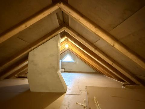 будинок за адресою смт. Рудне, Вузька вул.