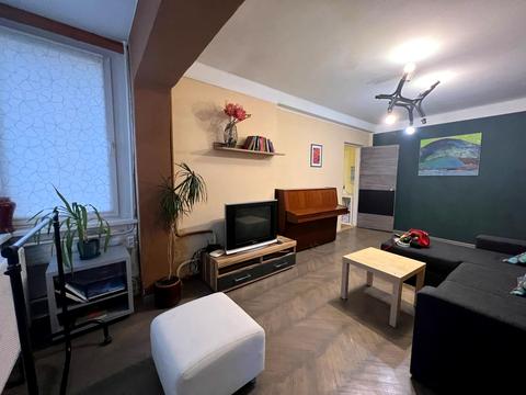 квартира по адресу Амвросия Бучмы бульв., 1