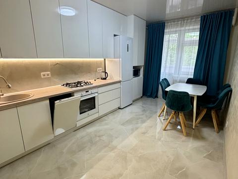 квартира за адресою Жасминова вул., 11