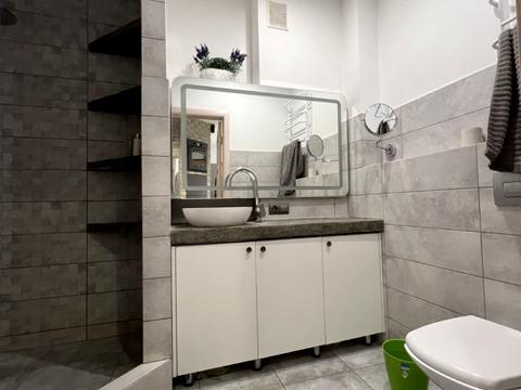 квартира за адресою Патріарха Мстислава Скрипника вул., 48-А