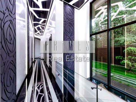 будинок за адресою с. Козин, Вишнева вул.