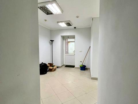 комерційна за адресою Кардинала Любомира Гузара вул., 23