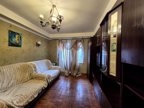 квартира за адресою Братів Зерових вул. (Червонопартизанська), 16