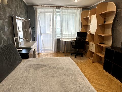 квартира за адресою Академіка Богомольця вул., 8-А