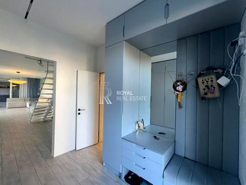 дом по адресу Трояндова