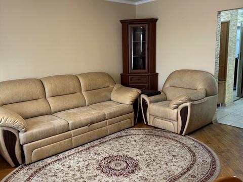квартира за адресою Симиренків вул., 5