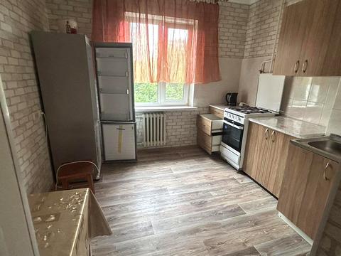 квартира за адресою Князя Володимира Великого просп., 80