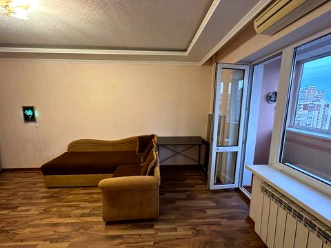 квартира за адресою Леоніда Бикова бульв., 5