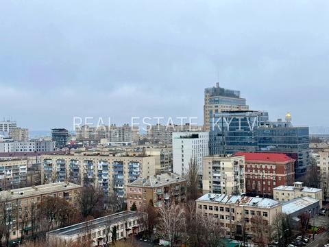 квартира за адресою Панаса Мирного вул., 28-А