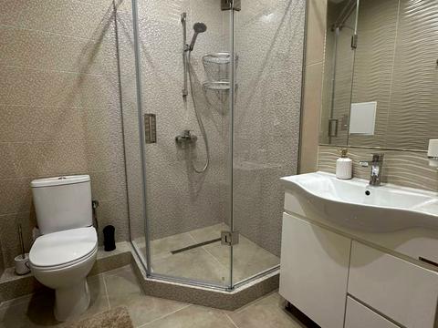 квартира за адресою Генуезька вул., 24д к.1-3