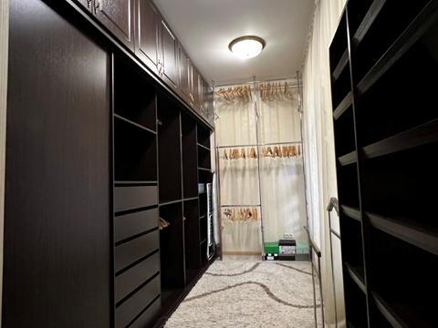 будинок за адресою Валова вул.