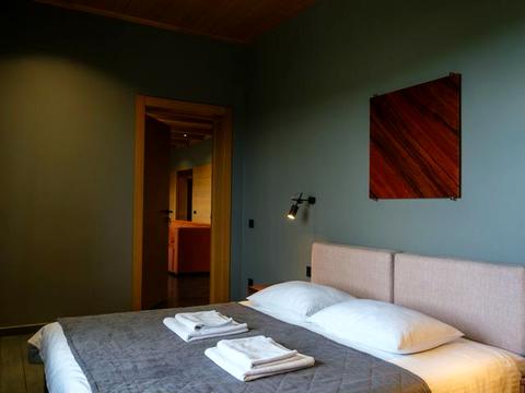 комерційна за адресою Стаїще, 552