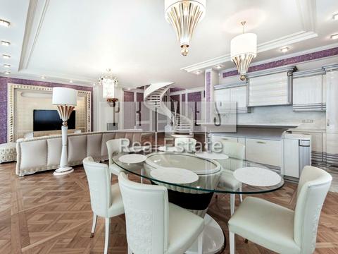 будинок за адресою Лугова вул.