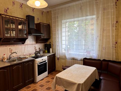 дом по адресу Отця Анатолія Жураковського ул. (Радянська), 15