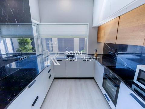 будинок за адресою Горіхова