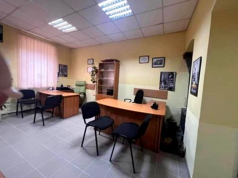 коммерческая по адресу Корятовича пл., 15