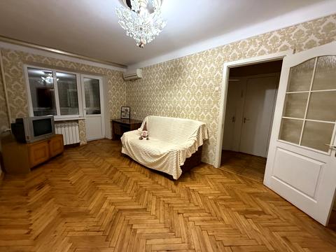 квартира по адресу Строителей ул., 8