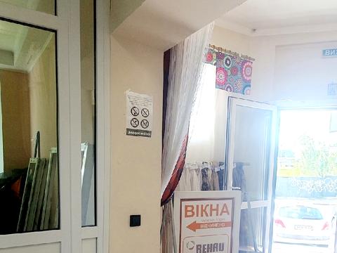 комерційна за адресою Авіаконструктора Антонова вул., 4а