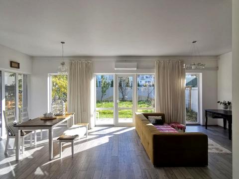 будинок за адресою Соборна вул. ()