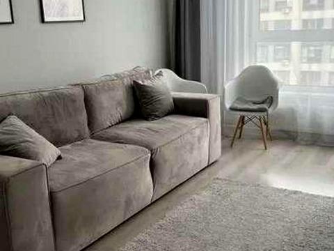 квартира за адресою Олександра Олеся вул., 6-А