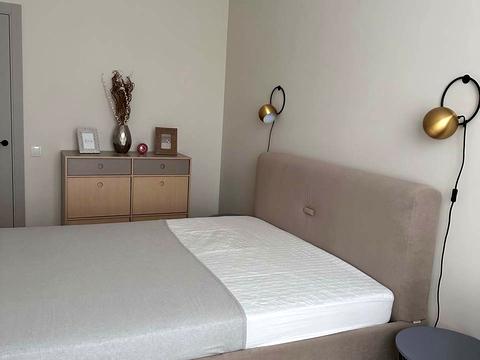 квартира за адресою Богатирська вул., 3