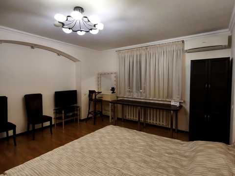 квартира по адресу Александра Мишуги ул., 8
