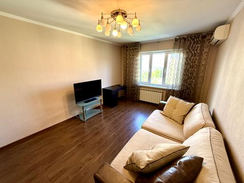 квартира за адресою Ревуцького вул., 21