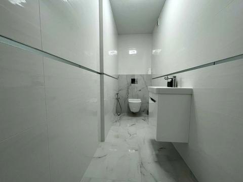 квартира за адресою Злуки просп., 22