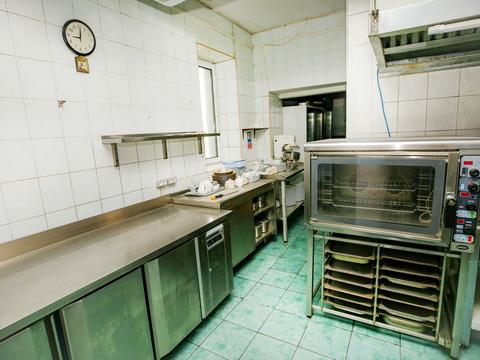 коммерческая по адресу Владимира Ивасюка просп. (Героїв Сталінграду), 12-Д
