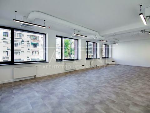 комерційна за адресою Саксаганського вул., 53/80