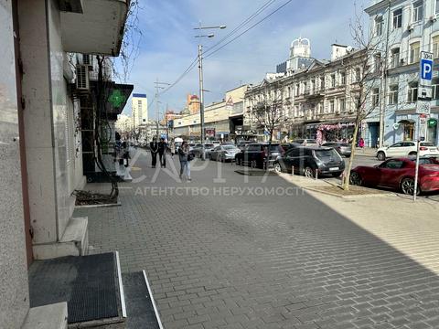 коммерческая по адресу Большая Васильковская ул. (Красноармейская), 84