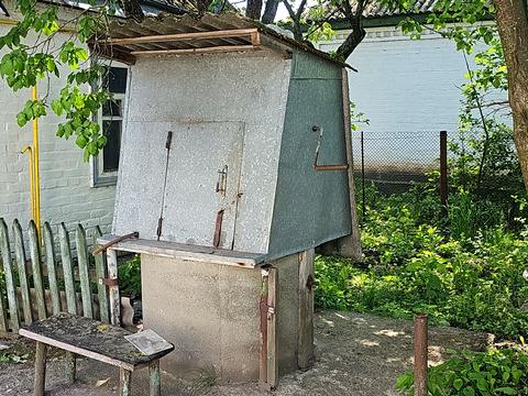 будинок за адресою В'ячеслава Чорновола вул. (Матросова)