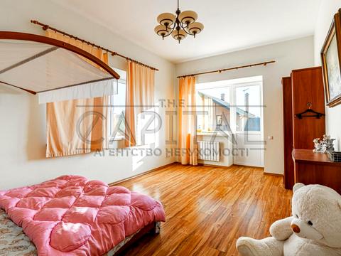 будинок за адресою Виноградна, 1