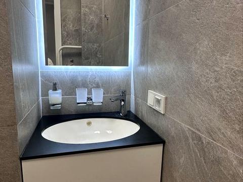 квартира за адресою Науки просп., 94/5