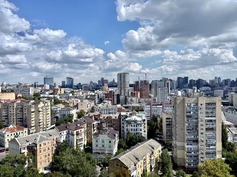 квартира за адресою Жилянська вул., 68