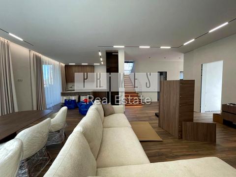 будинок за адресою Анни Ярославни вул.