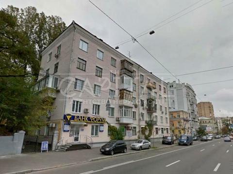 комерційна за адресою Саксаганського вул., 60-А