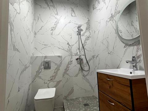 комерційна за адресою Європейського Союзу просп. (Правди), 51