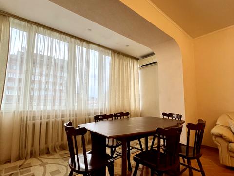 квартира за адресою Старонаводницька вул., 8