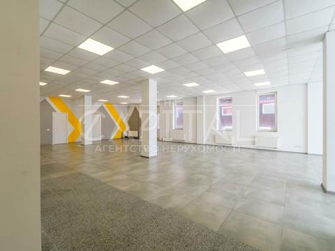 комерційна за адресою Стеценка вул., 30
